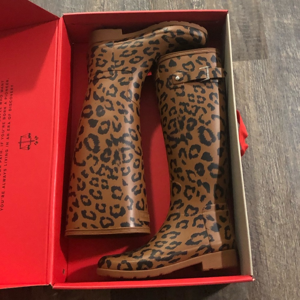 Leopard Hunter Boots